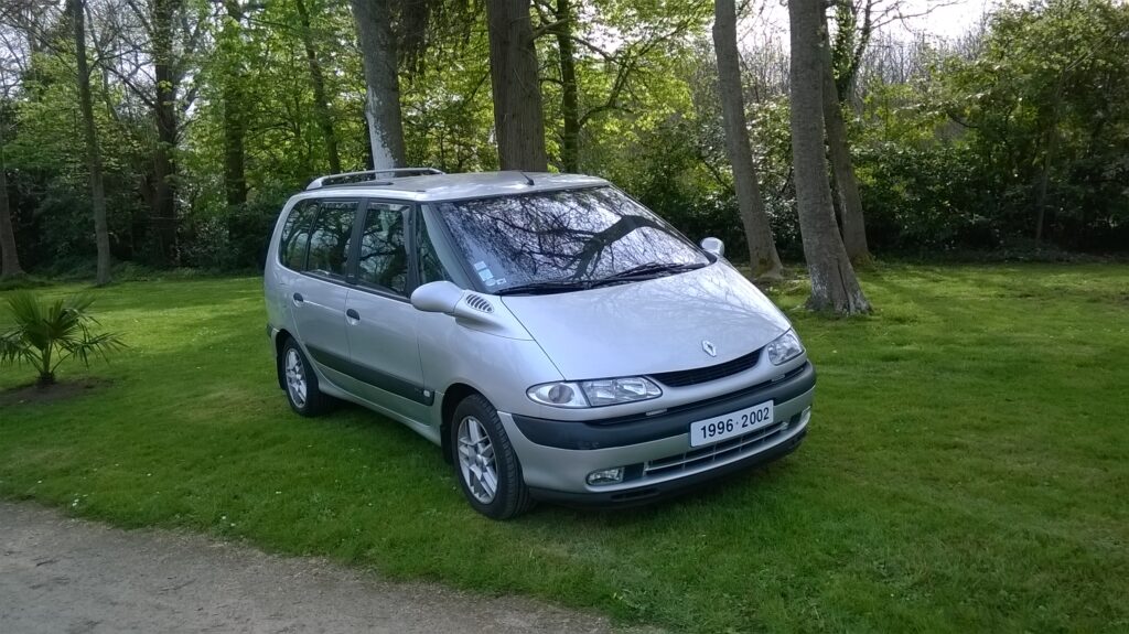 vu de profil renault espace 3