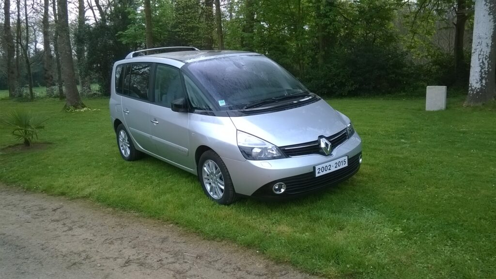 vue de profil renault espace 4